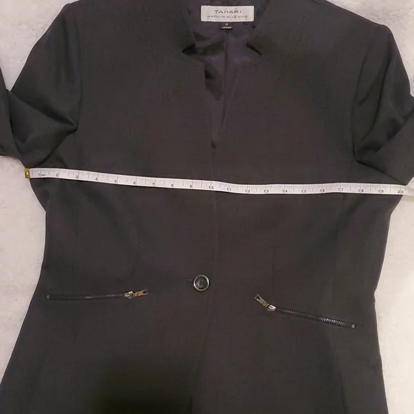 Tahari Pantsuit (does not include necklace) - Picture 14 of 16